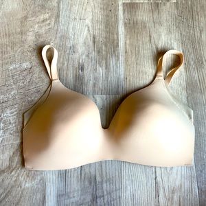 Knix Bra with Under Arm Control Size 6
